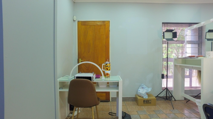 Commercial Property for Sale in Bodorp North West